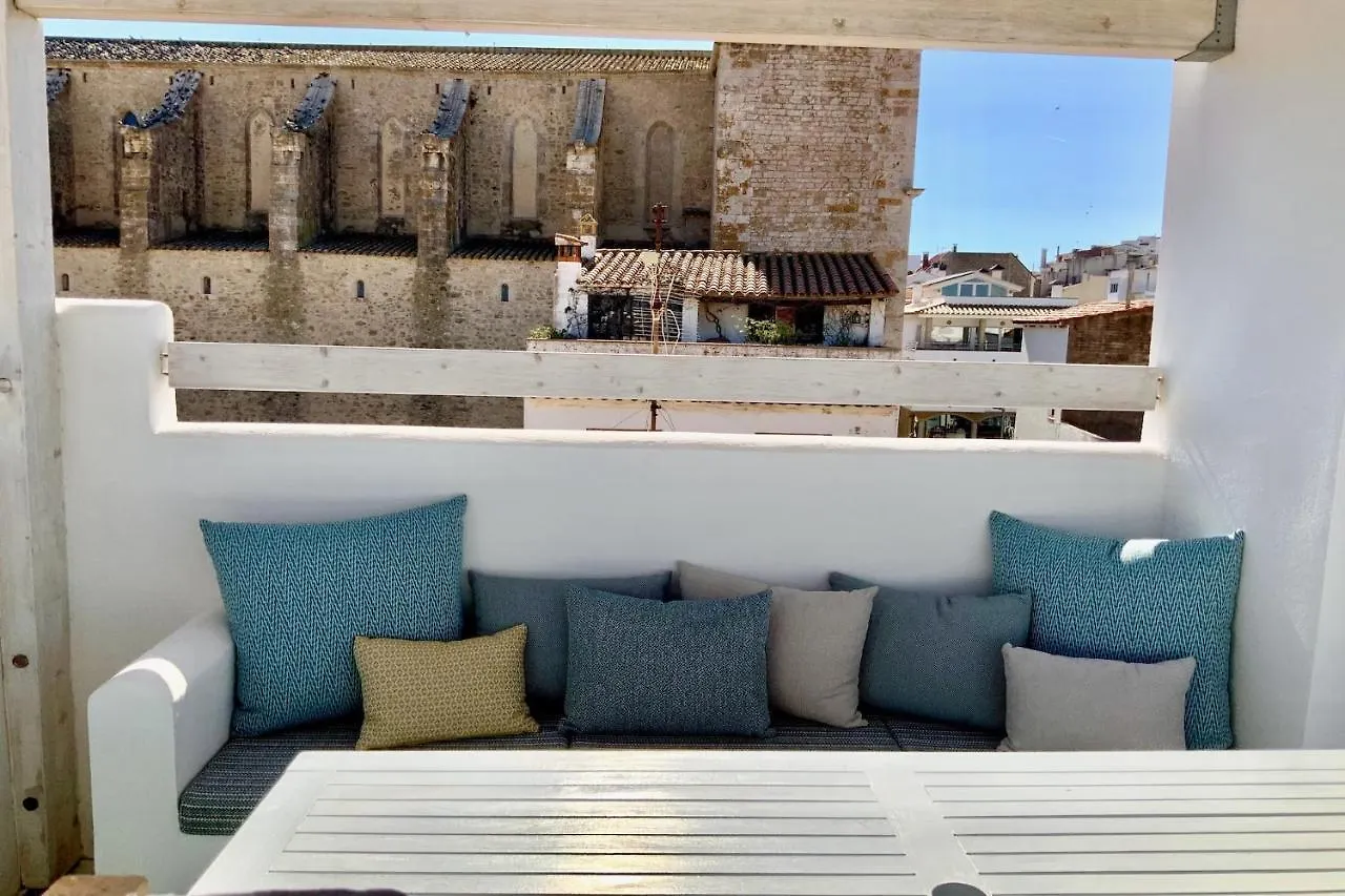 El Gavell, Terrace Boutique Apartament L'Escala Spain